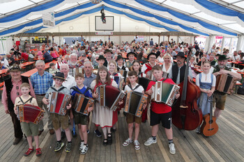 Dorffest Sonntag 3